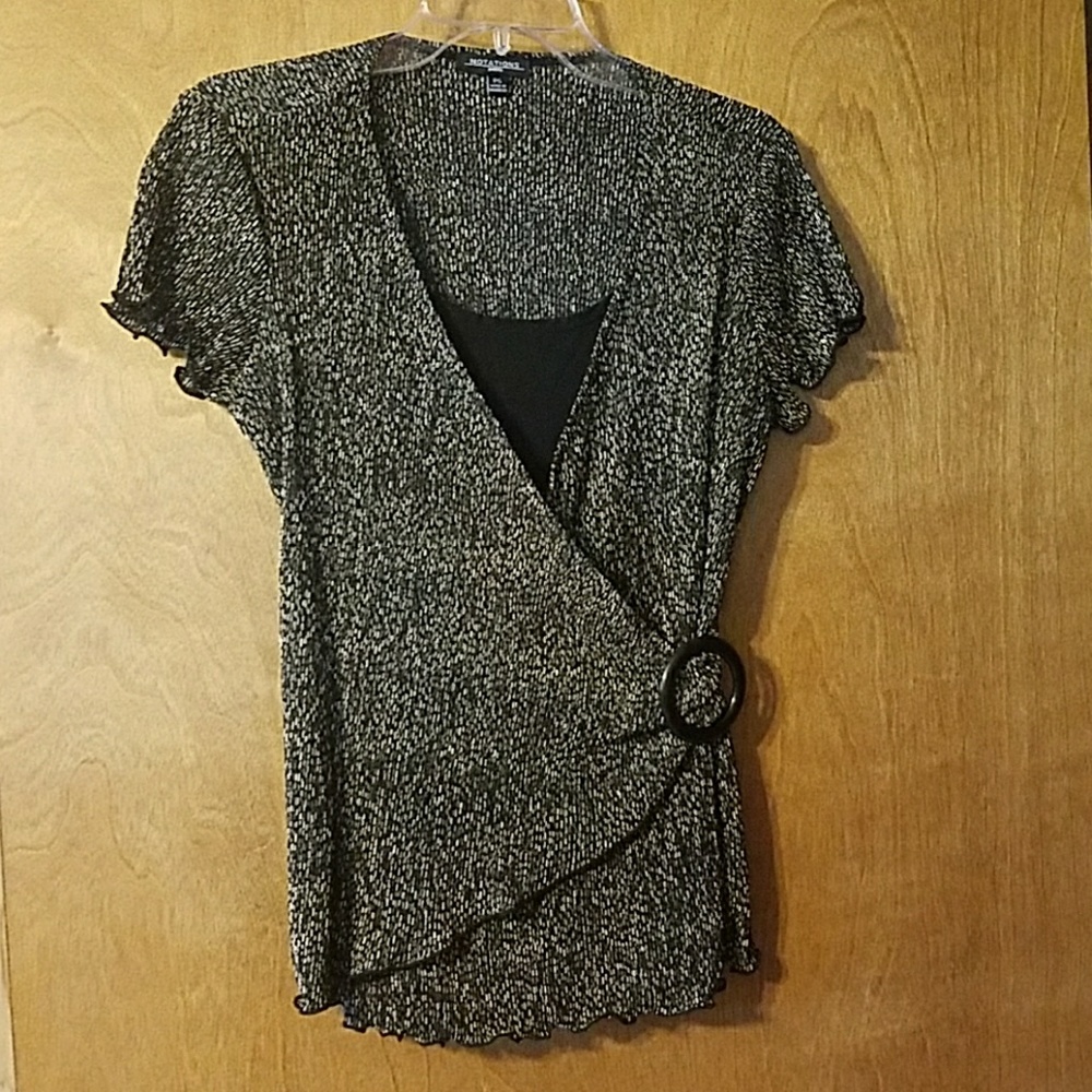 Short sleeve dress shirt